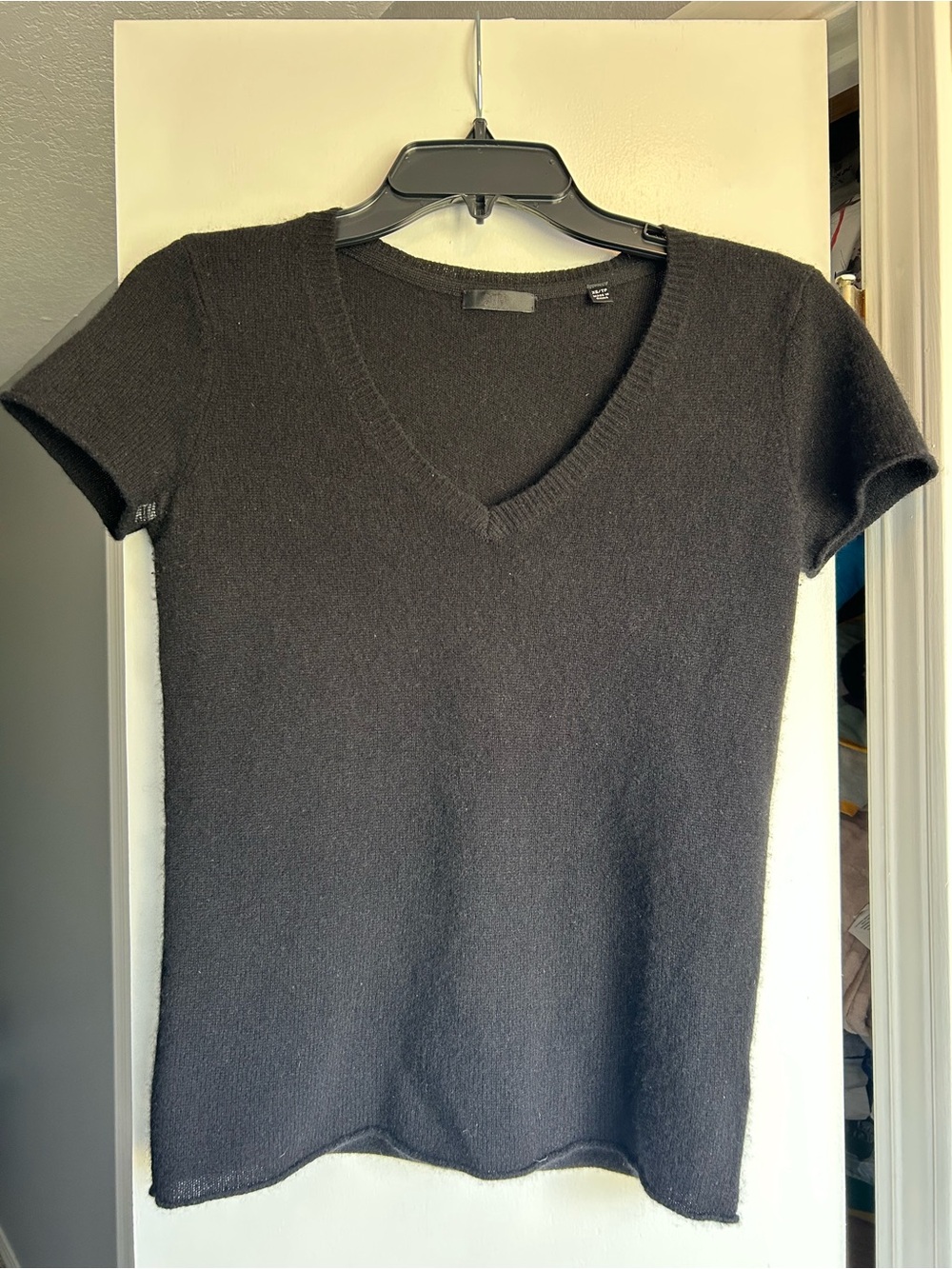 ATM short sleeve v neck